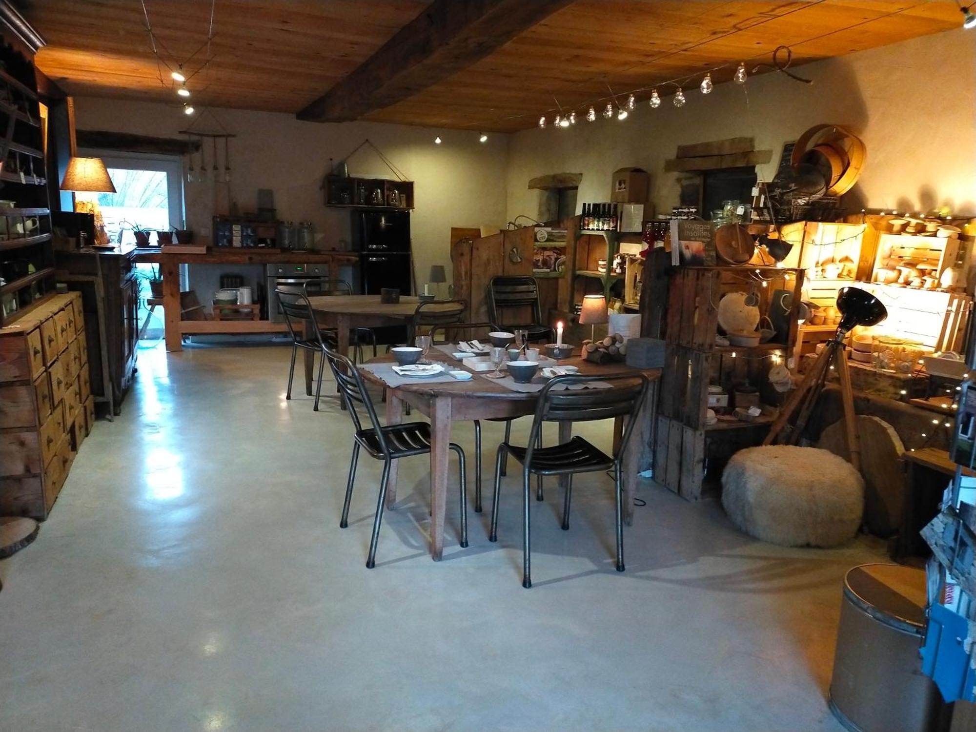 Suites De Campagne Les Eydieux, Petits Dejeuners Inclus Saint-Angel  Exteriör bild